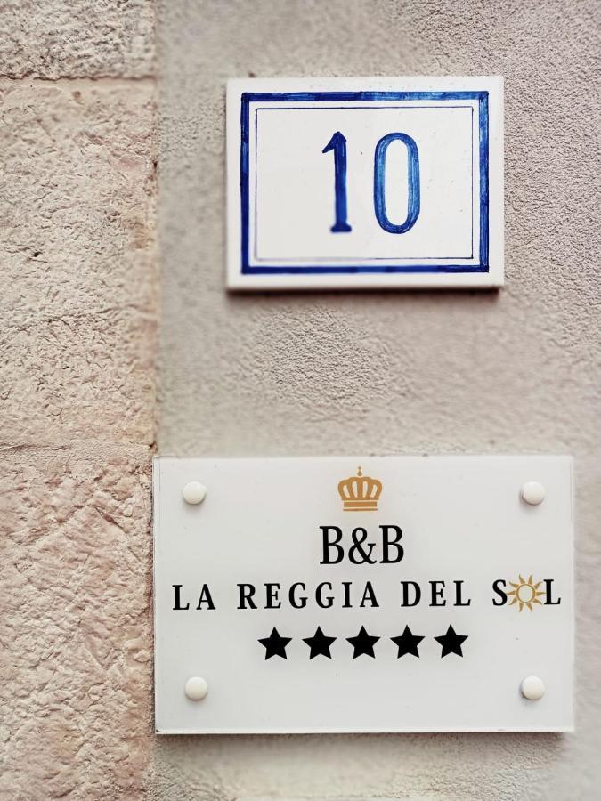 B&B La Reggia Del Sol Trani Eksteriør billede